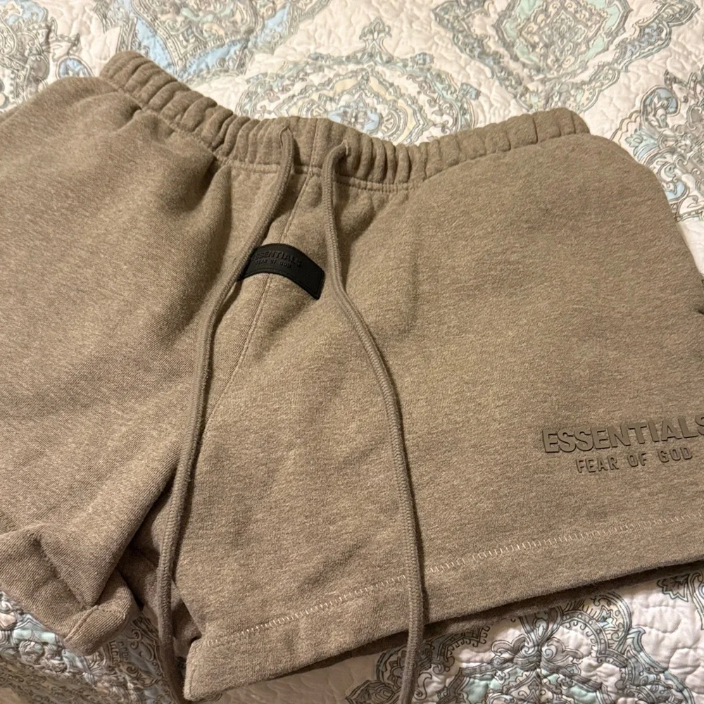 FOG Essentials Tan Sweatshort - Picture 1 of 1